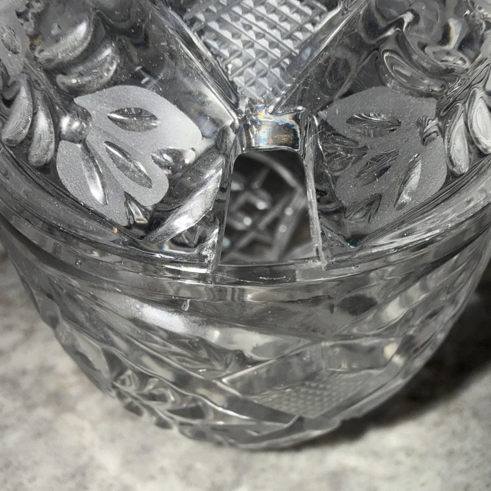 Vintage Clear Cut Glass Covered Sugar Bowl Candy Dish W lid 7 In Floral Etched
